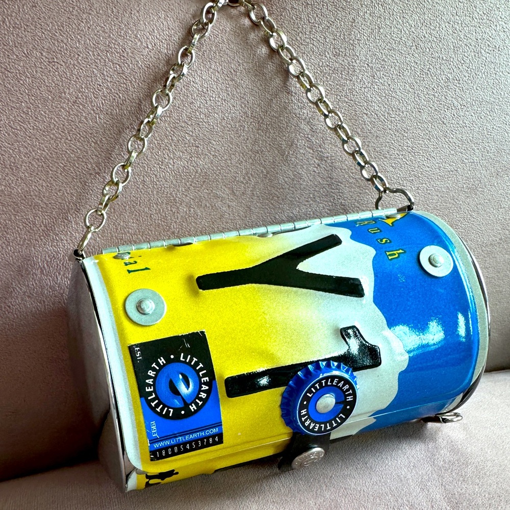VINTAGE LITTLEARTH ALASKA LICENSE PLATE PURSE